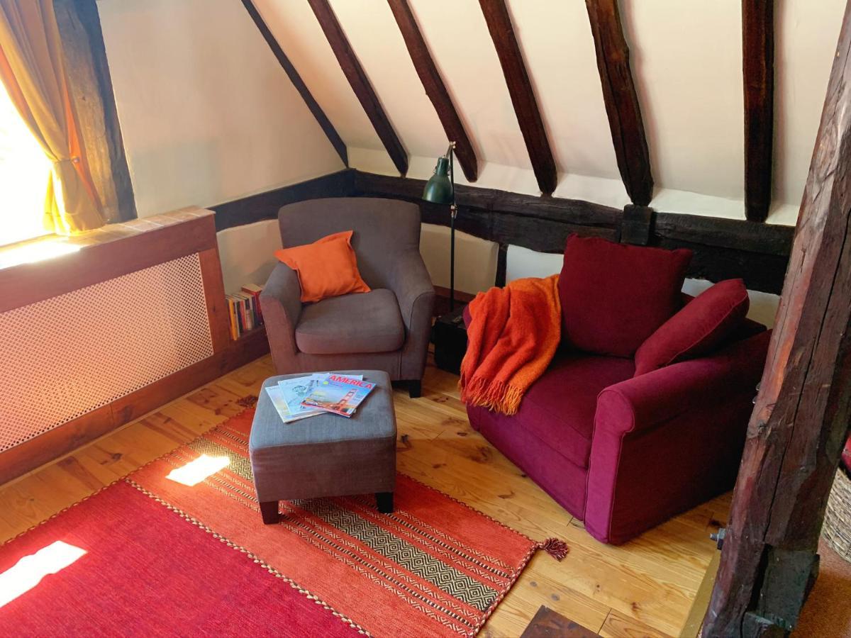 Historische Ferienwohnung Mit Kamin In Lich Exteriör bild