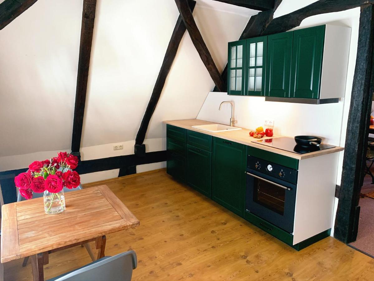 Historische Ferienwohnung Mit Kamin In Lich Exteriör bild