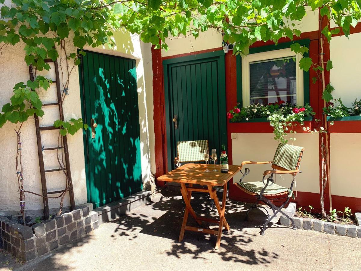 Historische Ferienwohnung Mit Kamin In Lich Exteriör bild